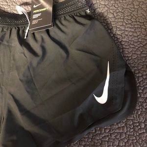 NWT! Nike Running Shorts Size L